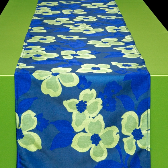 Bloomin' Blues on Lily Pad